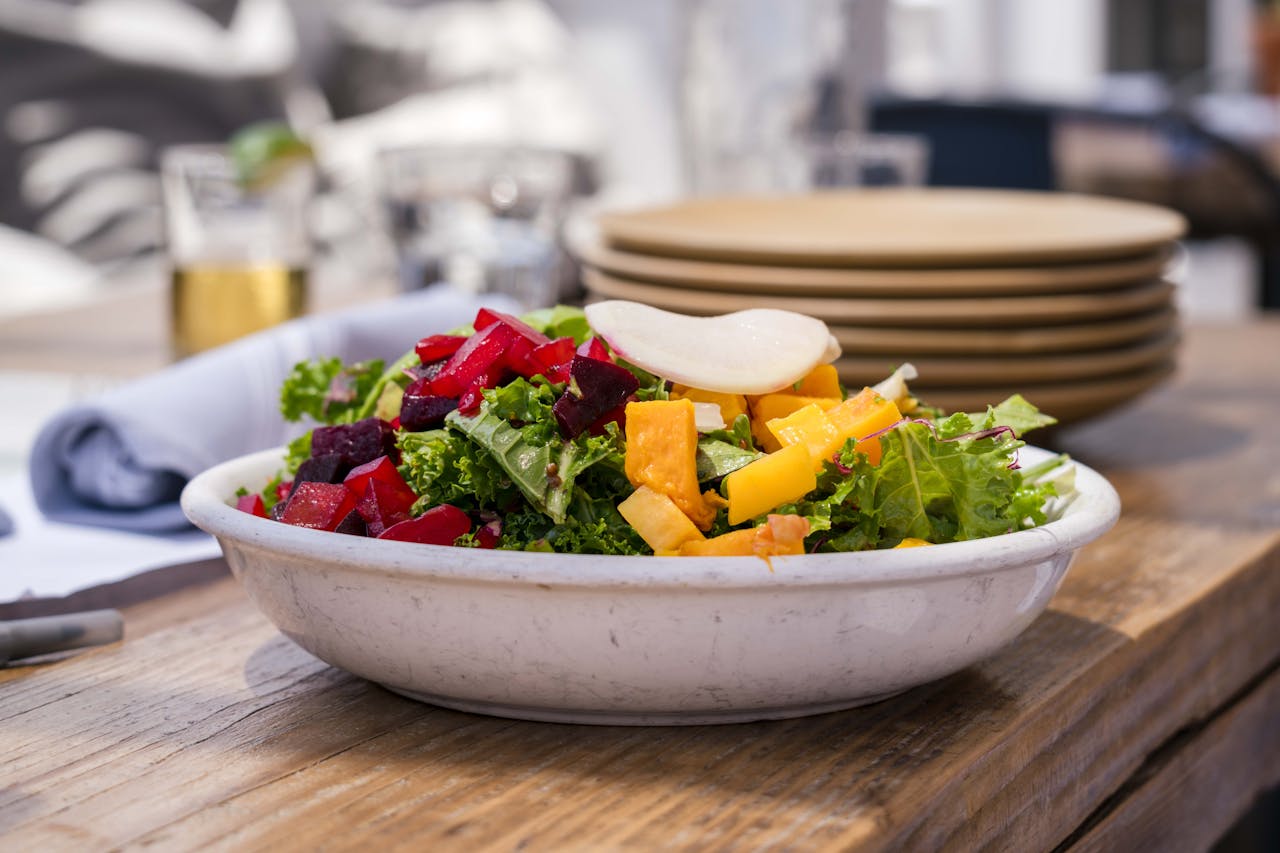 Vibrant Veggie Salad Bowl: A Fresh, Color‑Packed Boost of Plant‑Powered Goodness